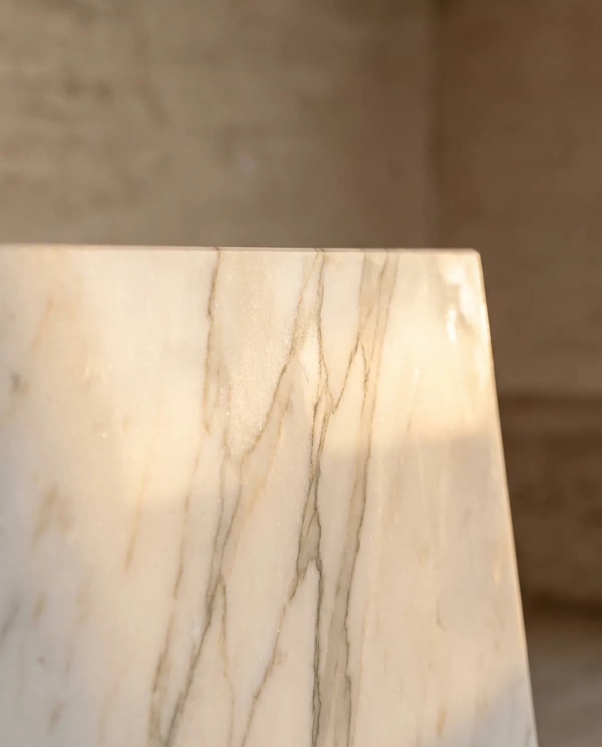 Marble — Timeless veined elegance